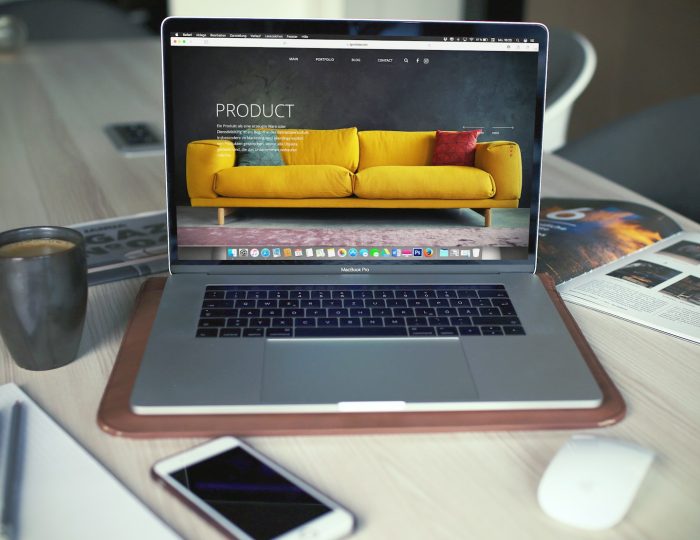 Ez lenne a csomagküldő internetes kiskereskedelem? Nem, ez egy webshop.