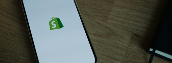 Közlekedj okosan, online is: így válaszd ki a legjobb webshop motort!