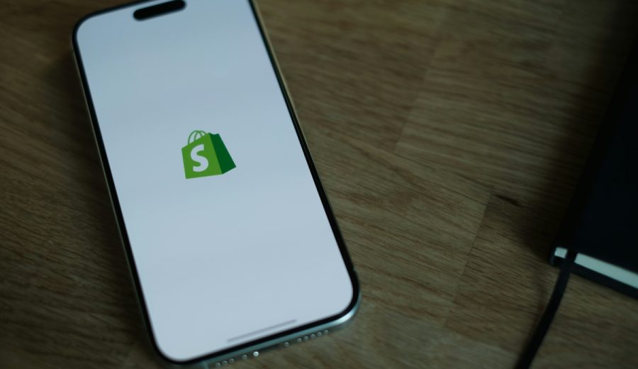 Közlekedj okosan, online is: így válaszd ki a legjobb webshop motort!